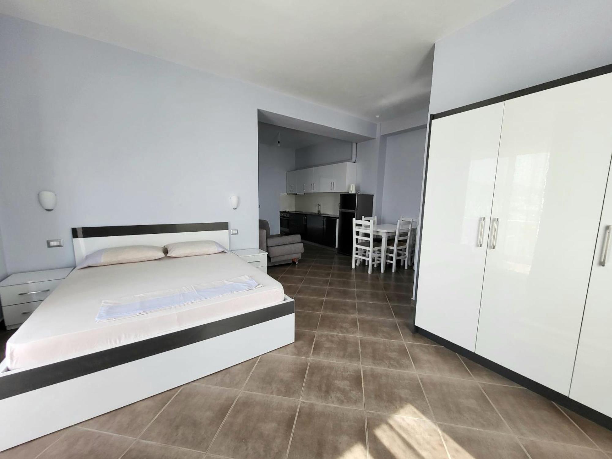 Jasmine Seaview * Sarandë